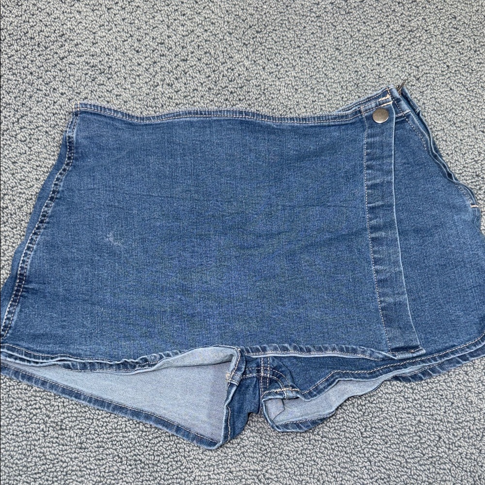 Love Tree Blue Denim Skirt